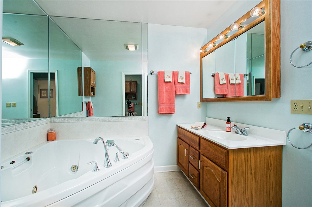 Murrysville, Pennsylvania 15626, United States, 3 Bedrooms Bedrooms, ,3 BathroomsBathrooms,Residential,Active,169389