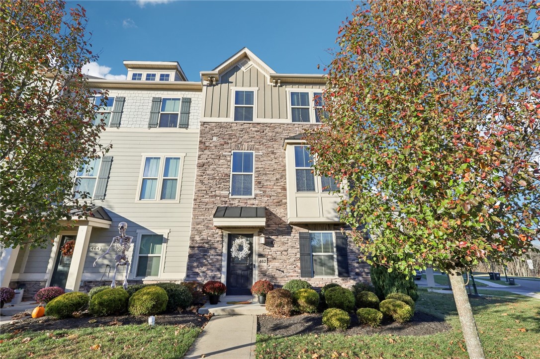 462 Fairmont Dr