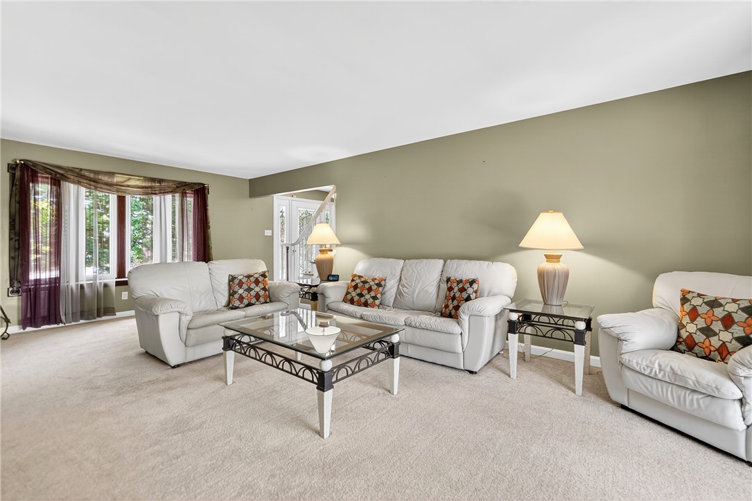 Moon/Crescent Twp, Pennsylvania 15108, United States, 4 Bedrooms Bedrooms, ,3 BathroomsBathrooms,Residential,Active,243307