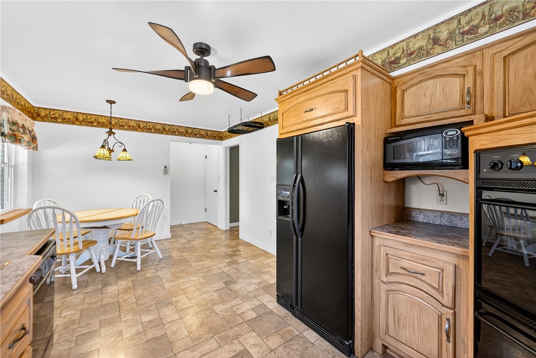 Moon/Crescent Twp, Pennsylvania 15108, United States, 4 Bedrooms Bedrooms, ,3 BathroomsBathrooms,Residential,Active,243307