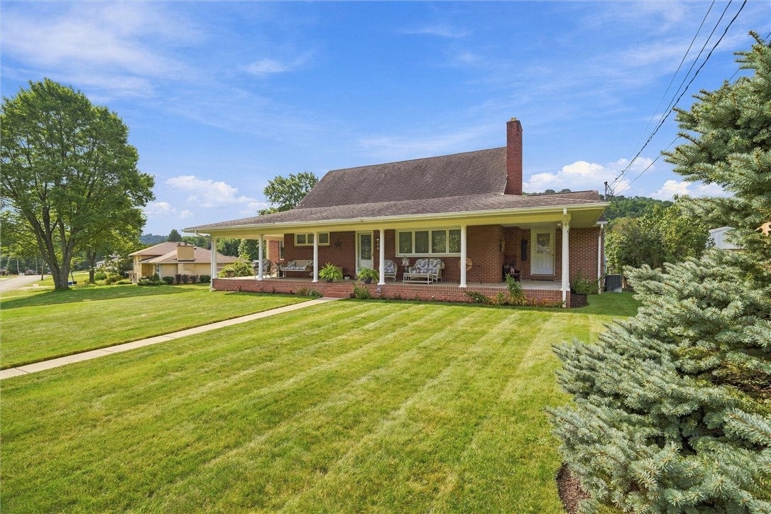 212 Edgewood Drive