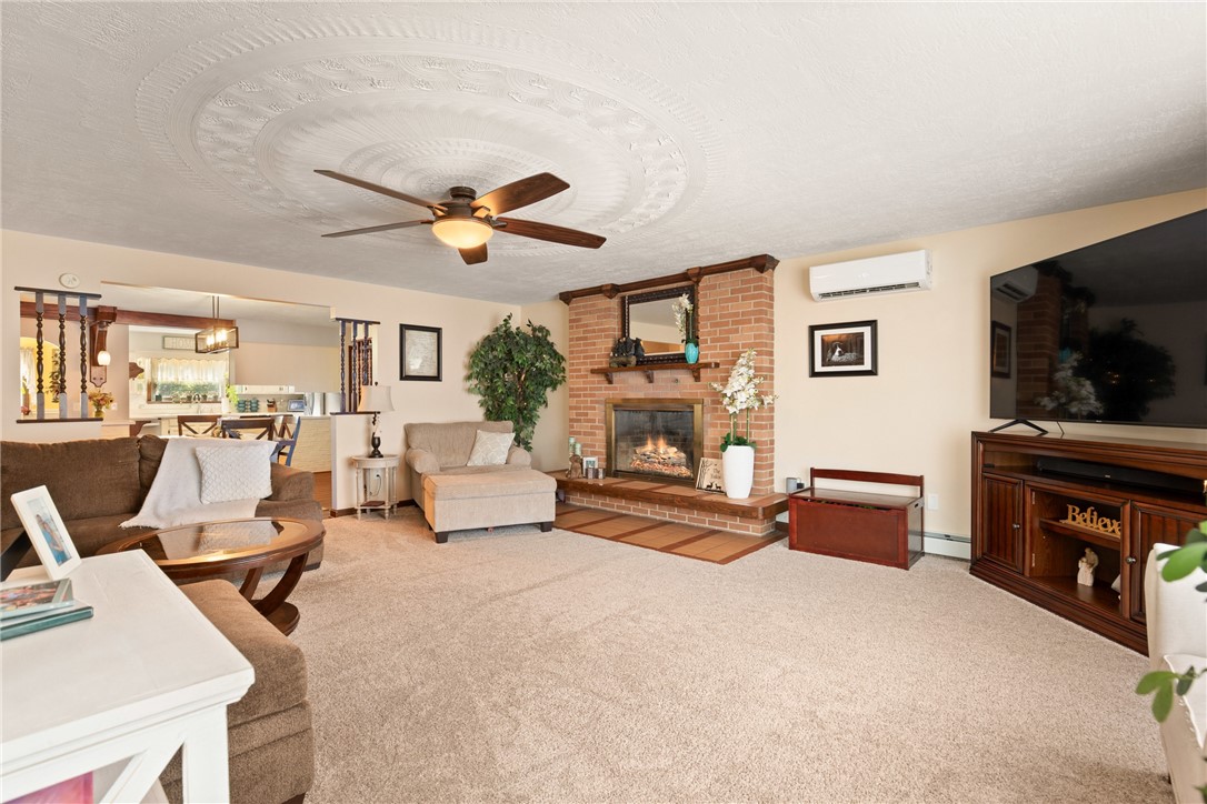 Central City, Pennsylvania 15926, United States, 4 Bedrooms Bedrooms, ,2 BathroomsBathrooms,Residential,Active,176901