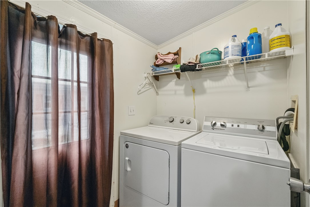 306 Evergreen Ct, Export, Pennsylvania image 11