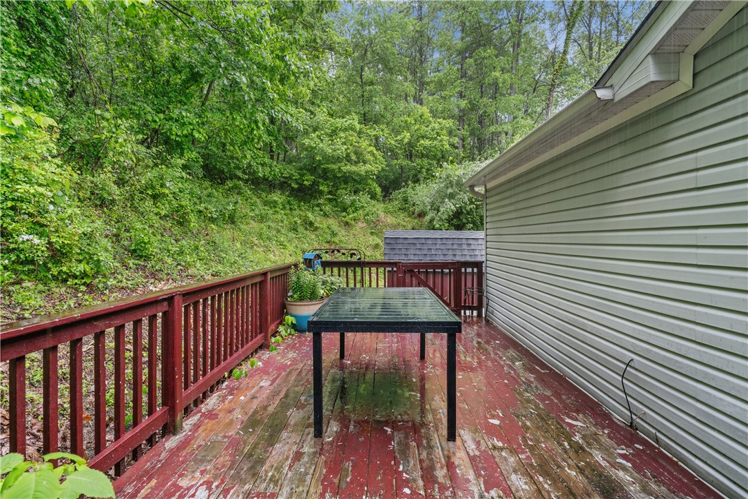 306 Evergreen Ct, Export, Pennsylvania image 9