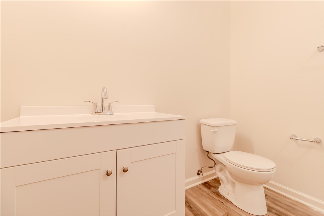 Lower Burrell, Pennsylvania 15068, United States, 2 Bedrooms Bedrooms, ,2 BathroomsBathrooms,Residential,Contingent,32078