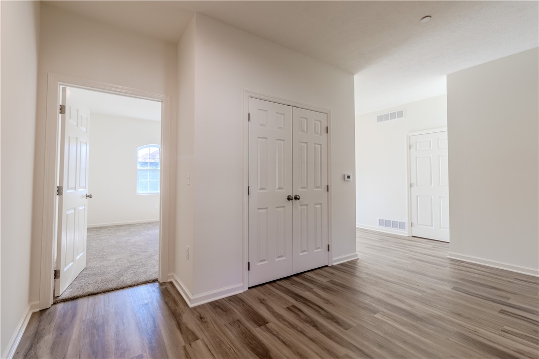 Lower Burrell, Pennsylvania 15068, United States, 2 Bedrooms Bedrooms, ,2 BathroomsBathrooms,Residential,Contingent,32078