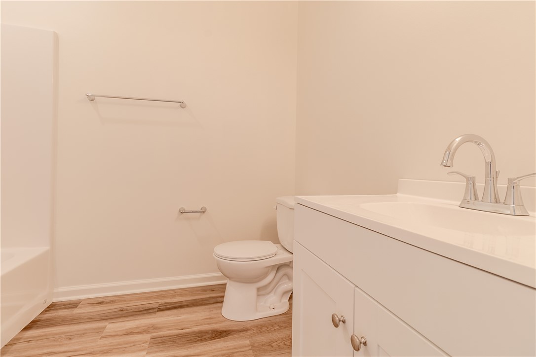 Lower Burrell, Pennsylvania 15068, United States, 2 Bedrooms Bedrooms, ,2 BathroomsBathrooms,Residential,Contingent,32078