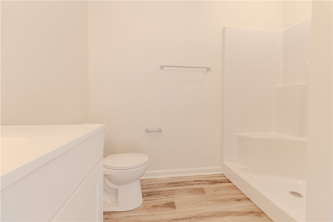 Lower Burrell, Pennsylvania 15068, United States, 2 Bedrooms Bedrooms, ,2 BathroomsBathrooms,Residential,Contingent,32078