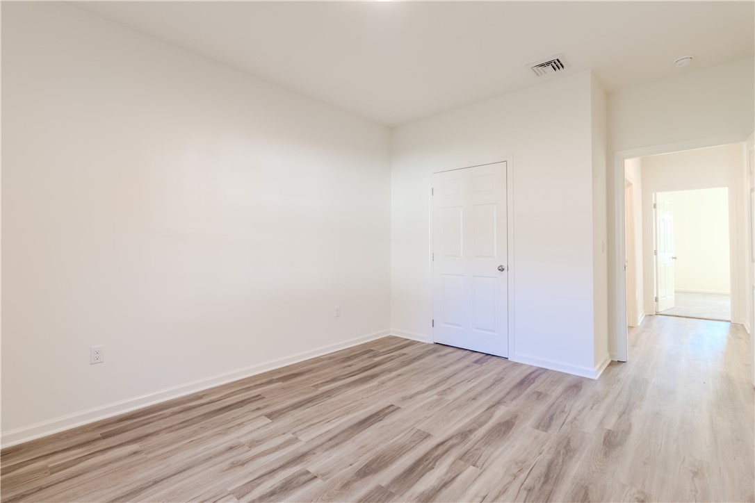 Lower Burrell, Pennsylvania 15068, United States, 2 Bedrooms Bedrooms, ,2 BathroomsBathrooms,Residential,Contingent,32078