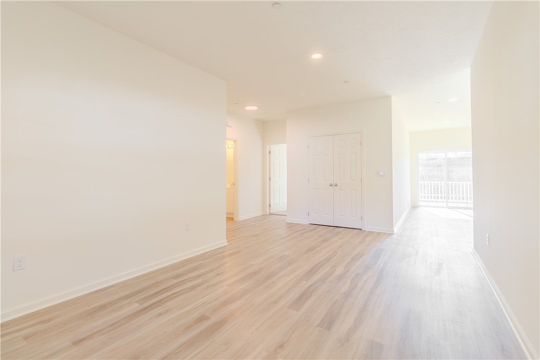 Lower Burrell, Pennsylvania 15068, United States, 2 Bedrooms Bedrooms, ,2 BathroomsBathrooms,Residential,Contingent,32078