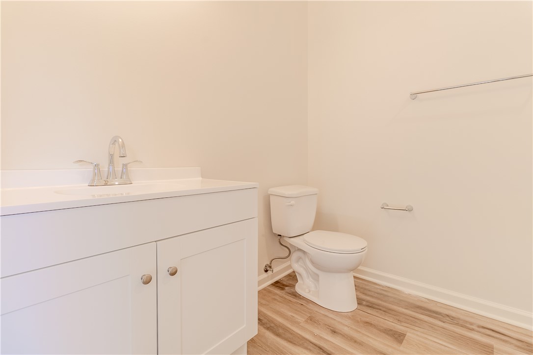 Lower Burrell, Pennsylvania 15068, United States, 2 Bedrooms Bedrooms, ,2 BathroomsBathrooms,Residential,Contingent,32078