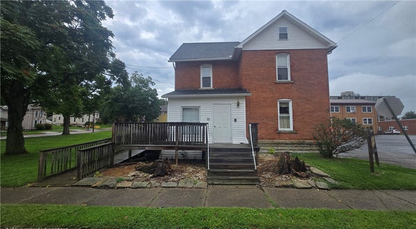 33 N MERCER ST, GREENVILLE, PA 16125 - Image c5a3e6fc9b82903e7e80859d4e5b15e5/3308157227