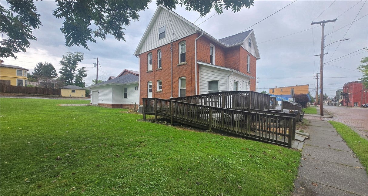 33 N Mercer St