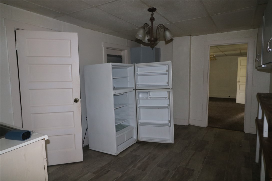 City Of Washington, Pennsylvania 15301, United States, 2 Bedrooms Bedrooms, ,1 BathroomBathrooms,Residential,Active,173000