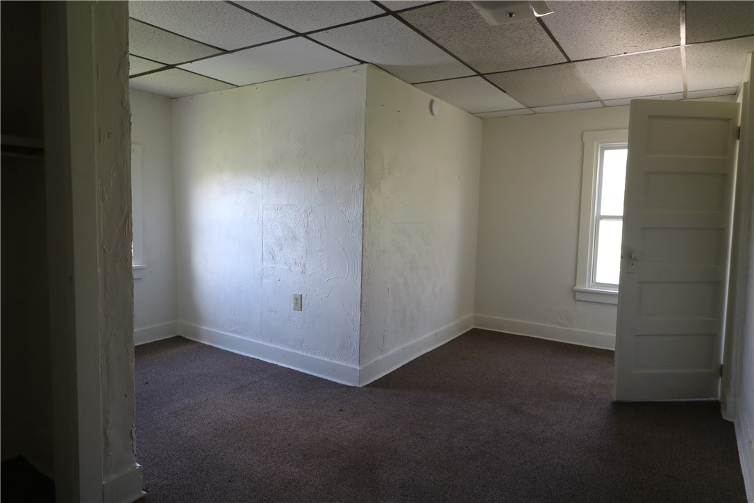 City Of Washington, Pennsylvania 15301, United States, 2 Bedrooms Bedrooms, ,1 BathroomBathrooms,Residential,Active,173000