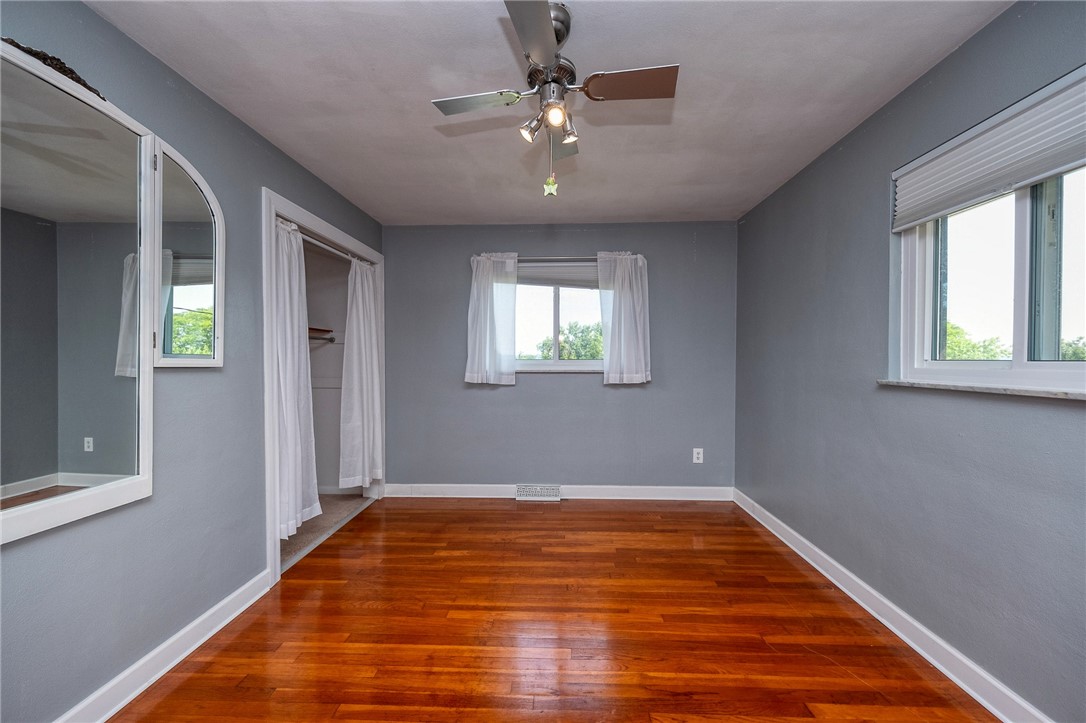 Center Twp, Pennsylvania 15001, United States, 4 Bedrooms Bedrooms, ,3 BathroomsBathrooms,Residential,Active,153381