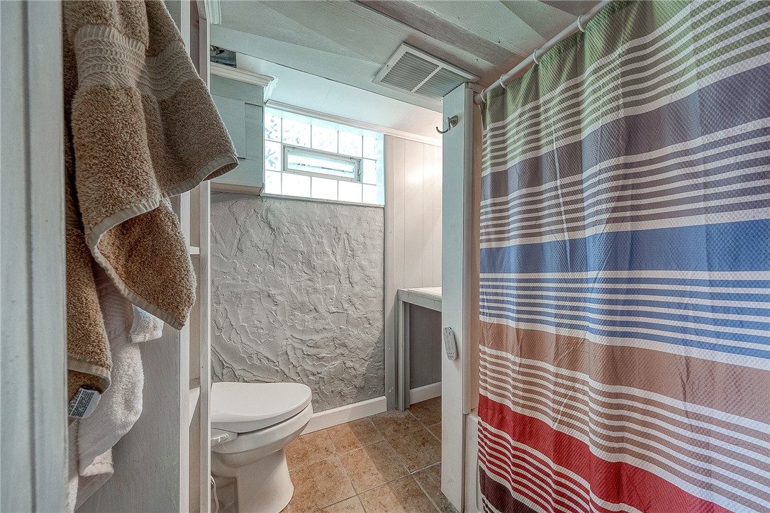 Center Twp, Pennsylvania 15001, United States, 4 Bedrooms Bedrooms, ,3 BathroomsBathrooms,Residential,Active,153381