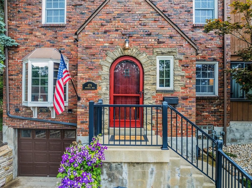 Mt. Lebanon, Pennsylvania 15228, United States, 3 Bedrooms Bedrooms, ,3 BathroomsBathrooms,Residential,Contingent,147688