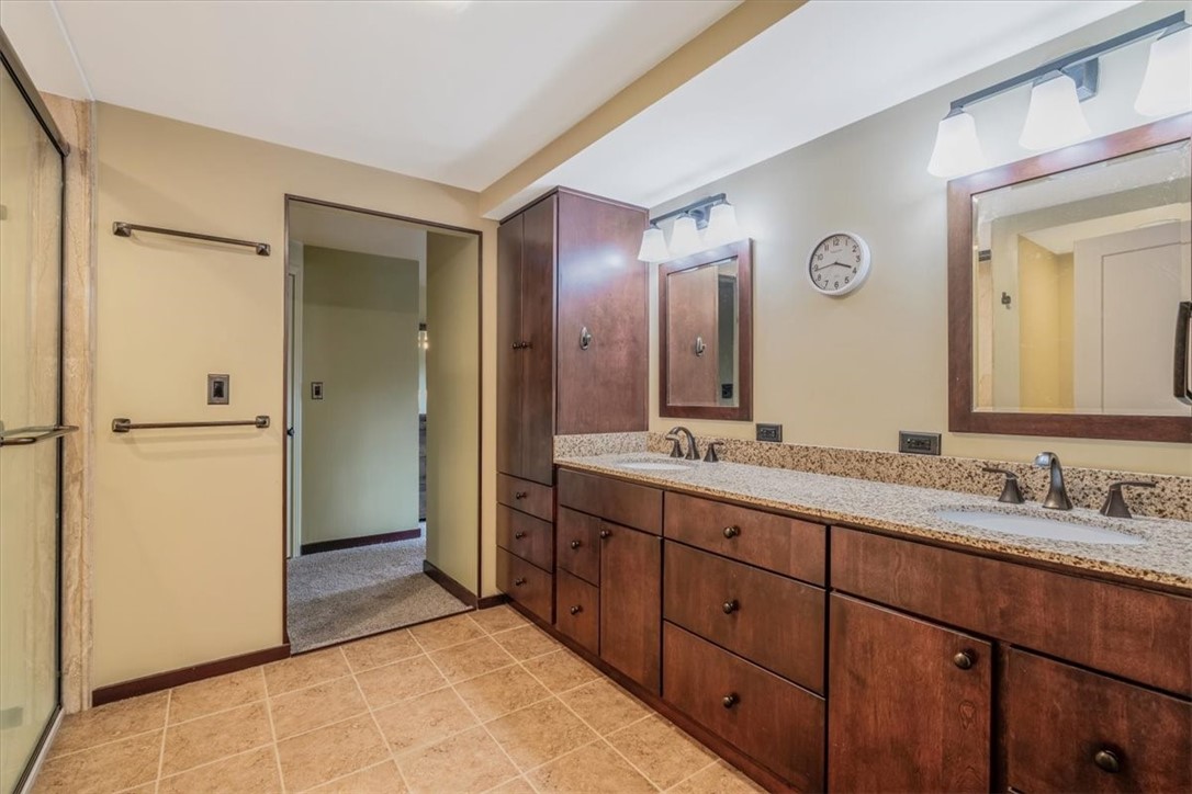 Mt. Lebanon, Pennsylvania 15228, United States, 3 Bedrooms Bedrooms, ,3 BathroomsBathrooms,Residential,Contingent,147688