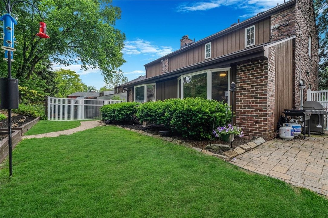 Mt. Lebanon, Pennsylvania 15228, United States, 3 Bedrooms Bedrooms, ,3 BathroomsBathrooms,Residential,Contingent,147688