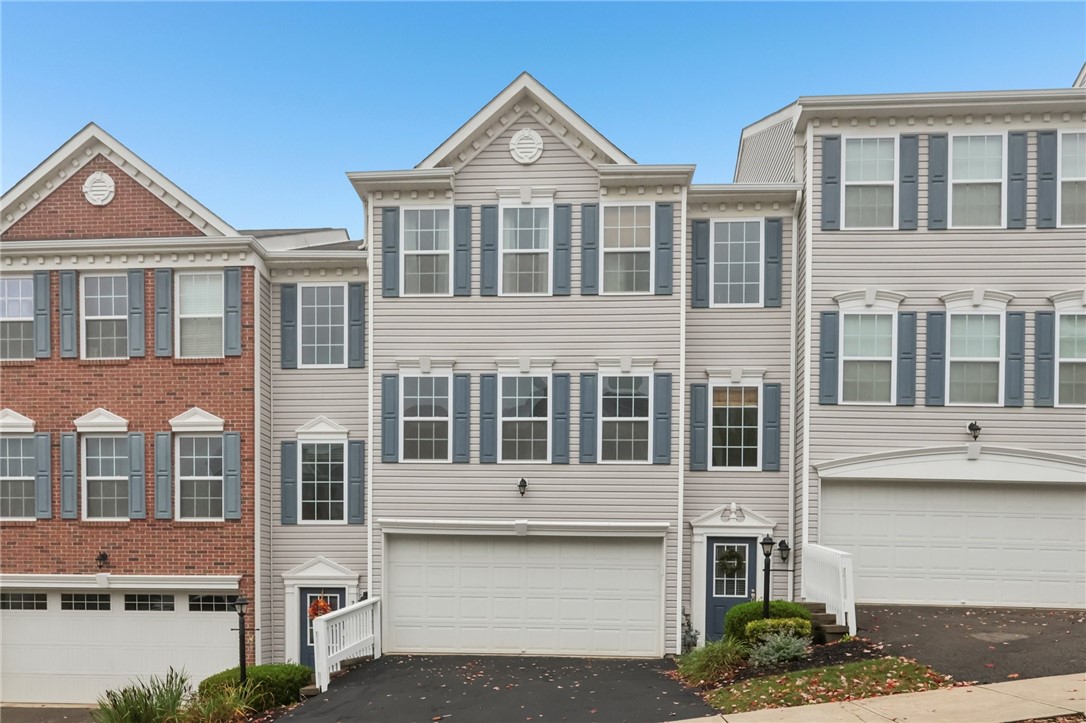 203 Ascot Court