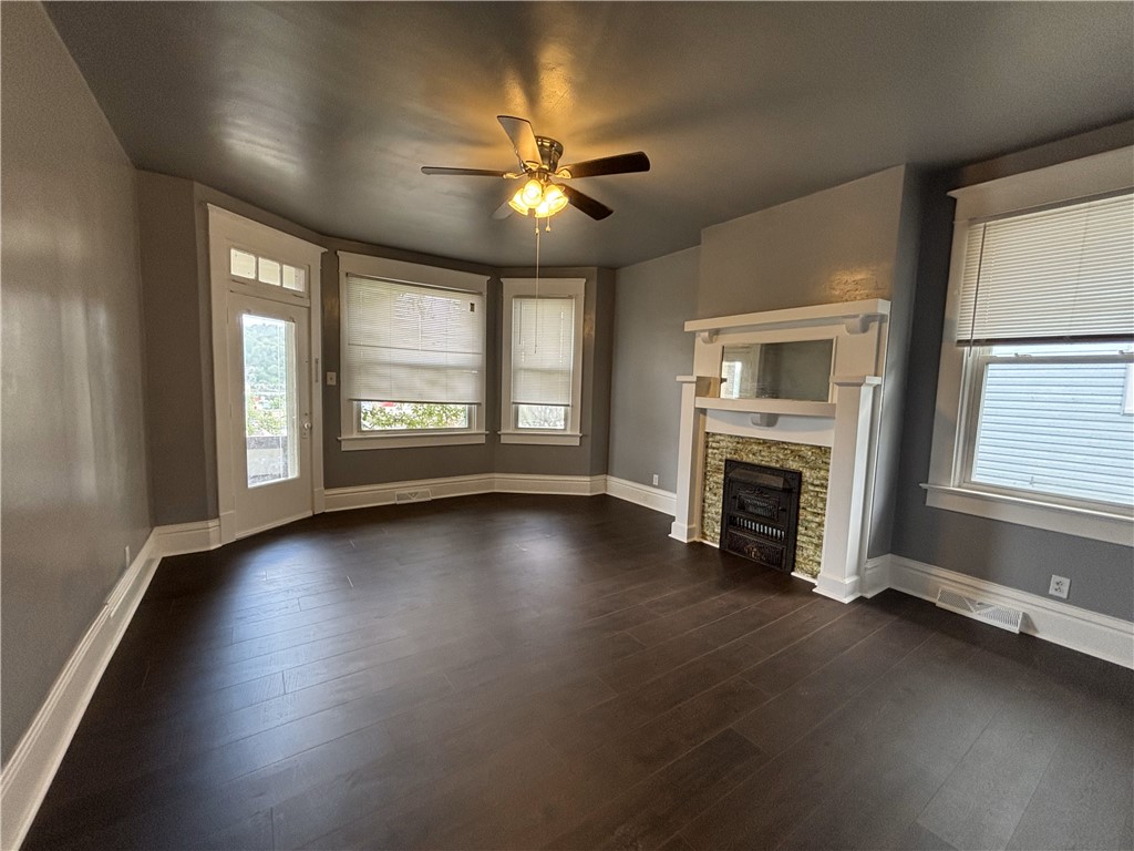 Charleroi Boro, Pennsylvania 15022, United States, 3 Bedrooms Bedrooms, ,1 BathroomBathrooms,Residential,Active,132364