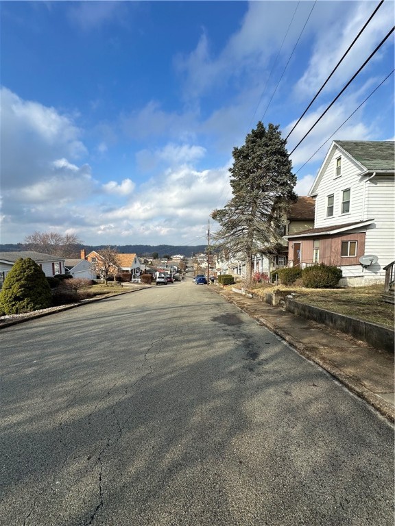 1172 Dennis Avenue Ave, Monessen, Pennsylvania image 4