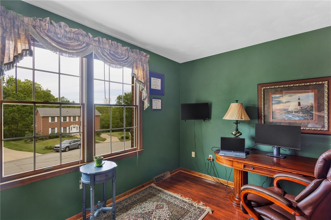 104 Valeron Ct Ct, Manor, Pennsylvania image 5