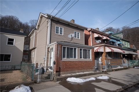 Photo of 717 Saline St, Pittsburgh, PA 15207 (MLS # 1746798)