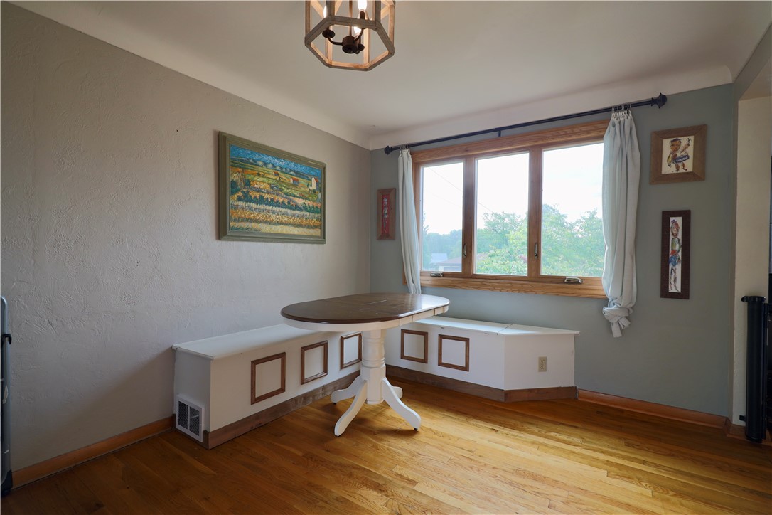 Level Green, Pennsylvania 15085, United States, 3 Bedrooms Bedrooms, ,2 BathroomsBathrooms,Residential,Pending,143886