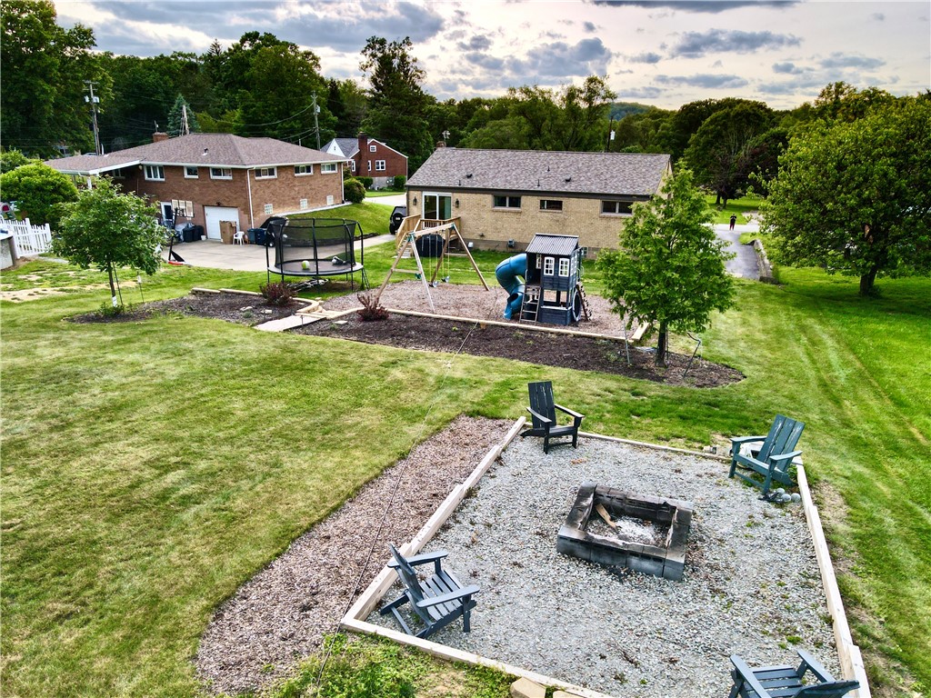 Level Green, Pennsylvania 15085, United States, 3 Bedrooms Bedrooms, ,2 BathroomsBathrooms,Residential,Pending,143886