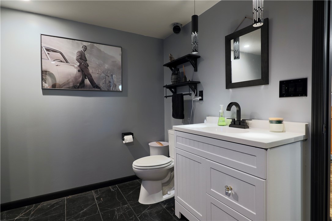 Level Green, Pennsylvania 15085, United States, 3 Bedrooms Bedrooms, ,2 BathroomsBathrooms,Residential,Pending,143886