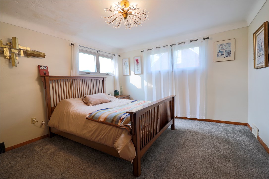 Level Green, Pennsylvania 15085, United States, 3 Bedrooms Bedrooms, ,2 BathroomsBathrooms,Residential,Pending,143886