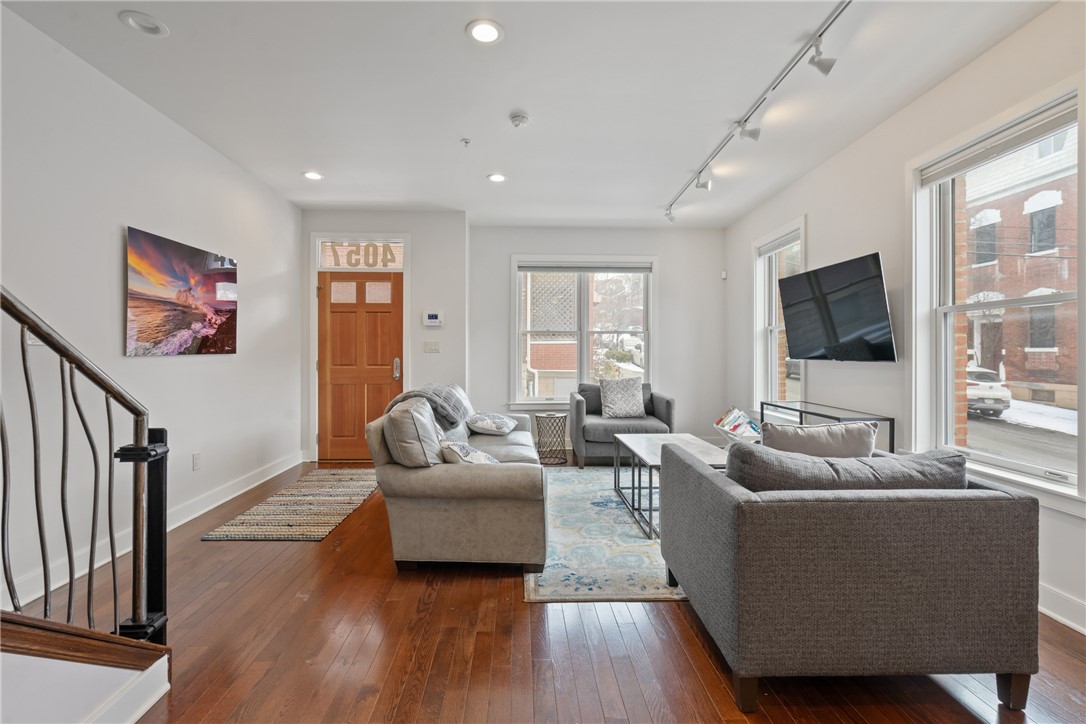 4057 Saint Johns Way Way, Lawrenceville, Pennsylvania image 3