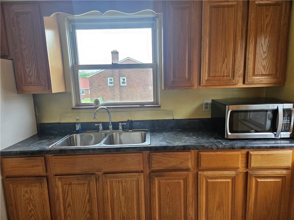 Port Vue, Pennsylvania 15133, United States, 2 Bedrooms Bedrooms, ,1 BathroomBathrooms,Residential,Active,137956