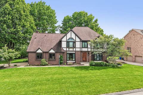 Homes For Sale - 254 Ranger Drive<br/> Whitehall, PA 15236