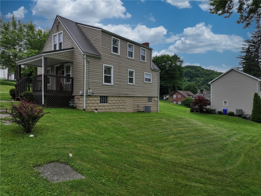 Evans City Boro, Pennsylvania 16033, United States, 3 Bedrooms Bedrooms, ,1 BathroomBathrooms,Residential,Contingent,158038