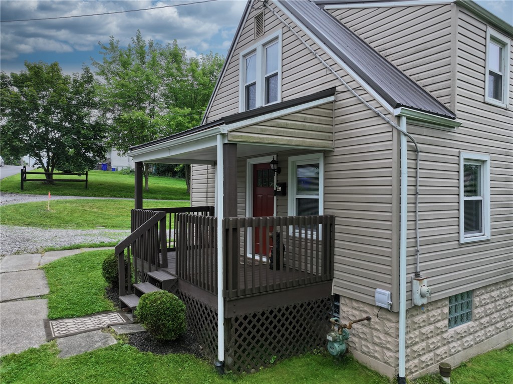 Evans City Boro, Pennsylvania 16033, United States, 3 Bedrooms Bedrooms, ,1 BathroomBathrooms,Residential,Contingent,158038