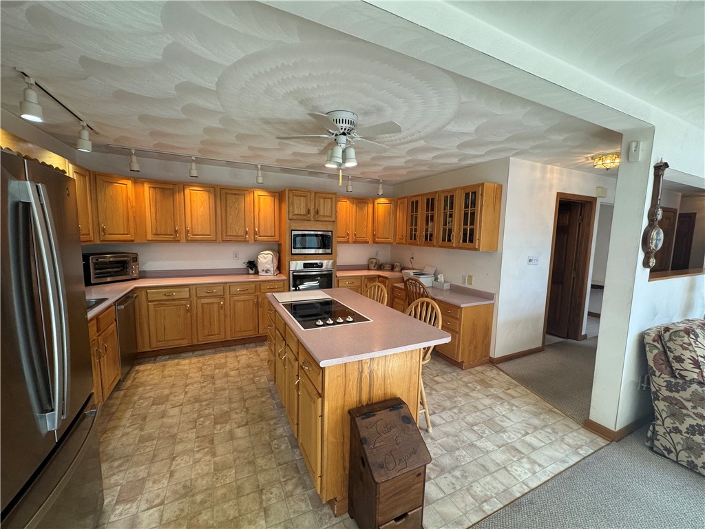 Cherryhll Twp/Clymer, Pennsylvania 15765, United States, 3 Bedrooms Bedrooms, ,3 BathroomsBathrooms,Residential,Active,197423