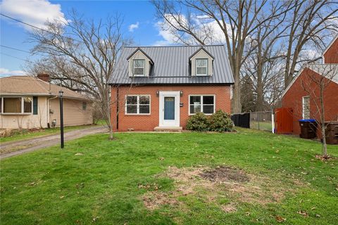 1908 Haywood St Farrell PA 16121