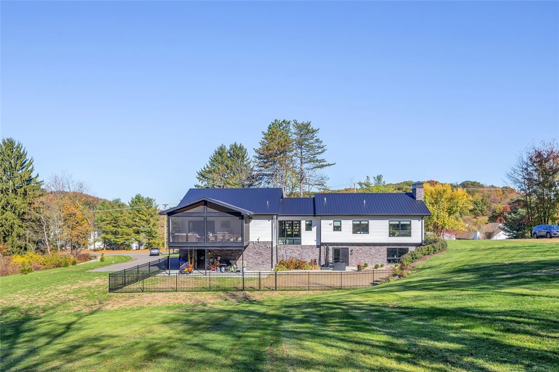 6742 Old Mars Crider Rd