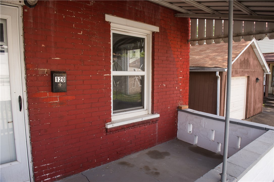 120 N 6th Avenue