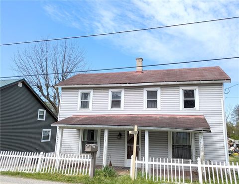 Photo of 723 Broadford Rd, Connellsville, PA 15425 (MLS # 1749957)