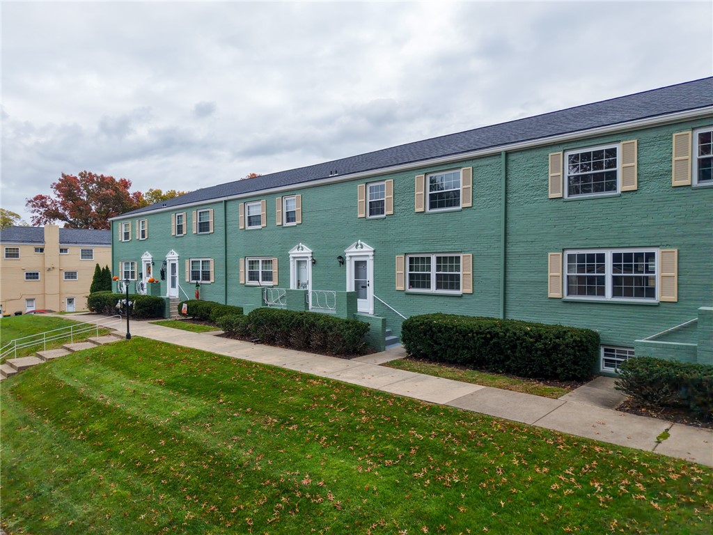 7 CHAPEL DRIVE