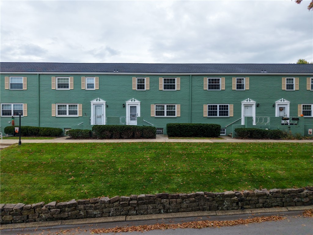7 CHAPEL DRIVE