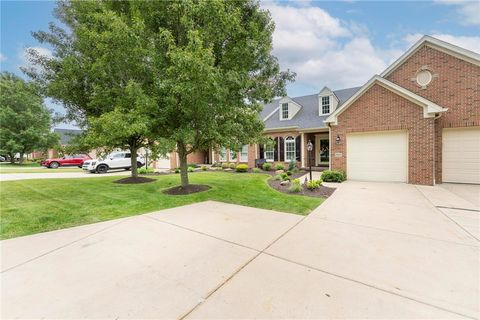 Photo of 3016 Shoreline Ln, Mc Donald, PA 15057 (MLS # 1761404)