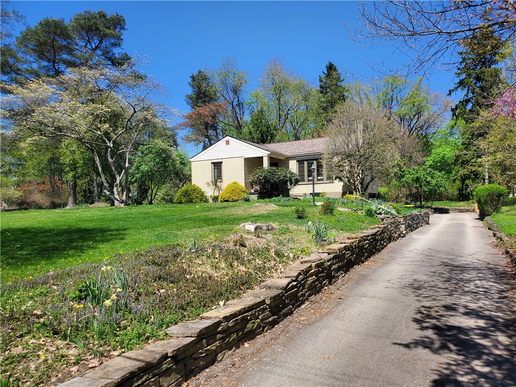 1530 Bonnett Dr
