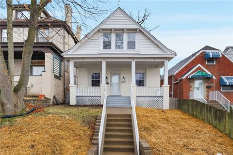 Photo of 1505 Chelton Ave, Pittsburgh, PA 15226 (MLS # 1736963)