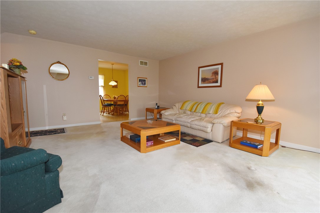 118 Paddock Ln Ln, Whitehall, Pennsylvania image 8