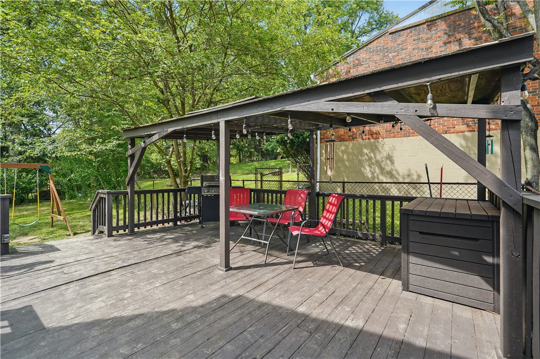 Penn Hills, Pennsylvania 15235, United States, 4 Bedrooms Bedrooms, ,2 BathroomsBathrooms,Residential,Contingent,144045